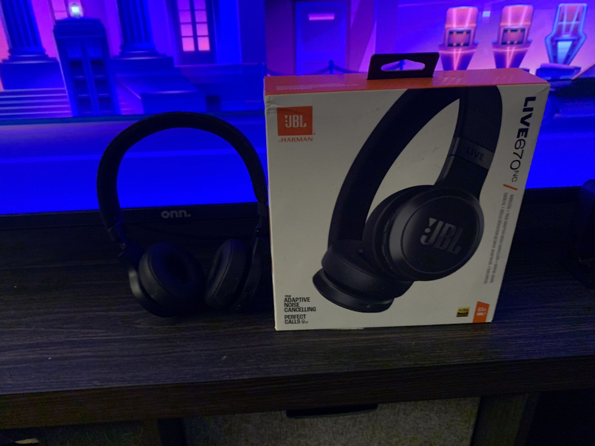 JBL Live 670nc