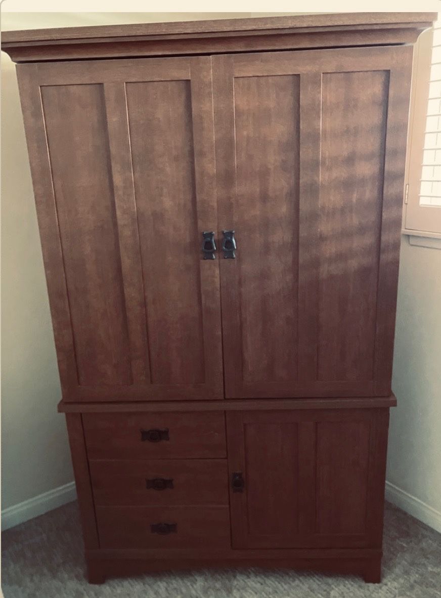 TV Armoire