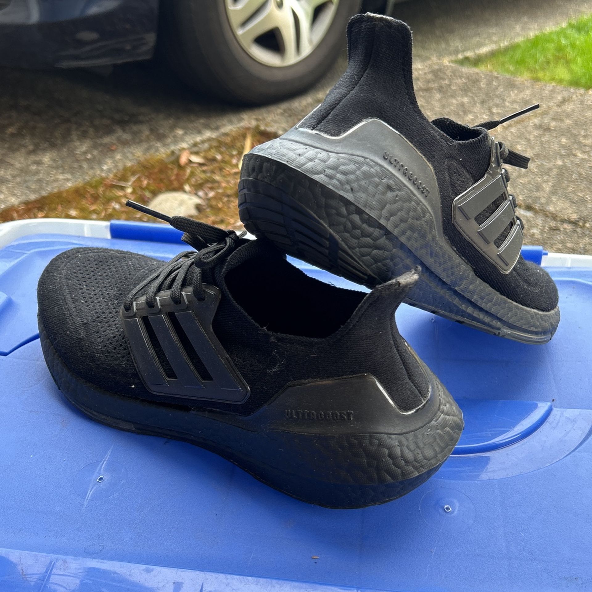 Adidas Ultraboost 21. Men’s Size 10.5