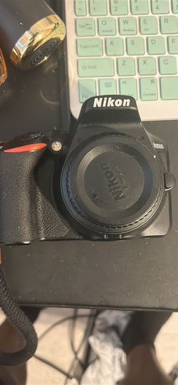 Nikon D3500 DSLR Camera Body Only – Great Condition
