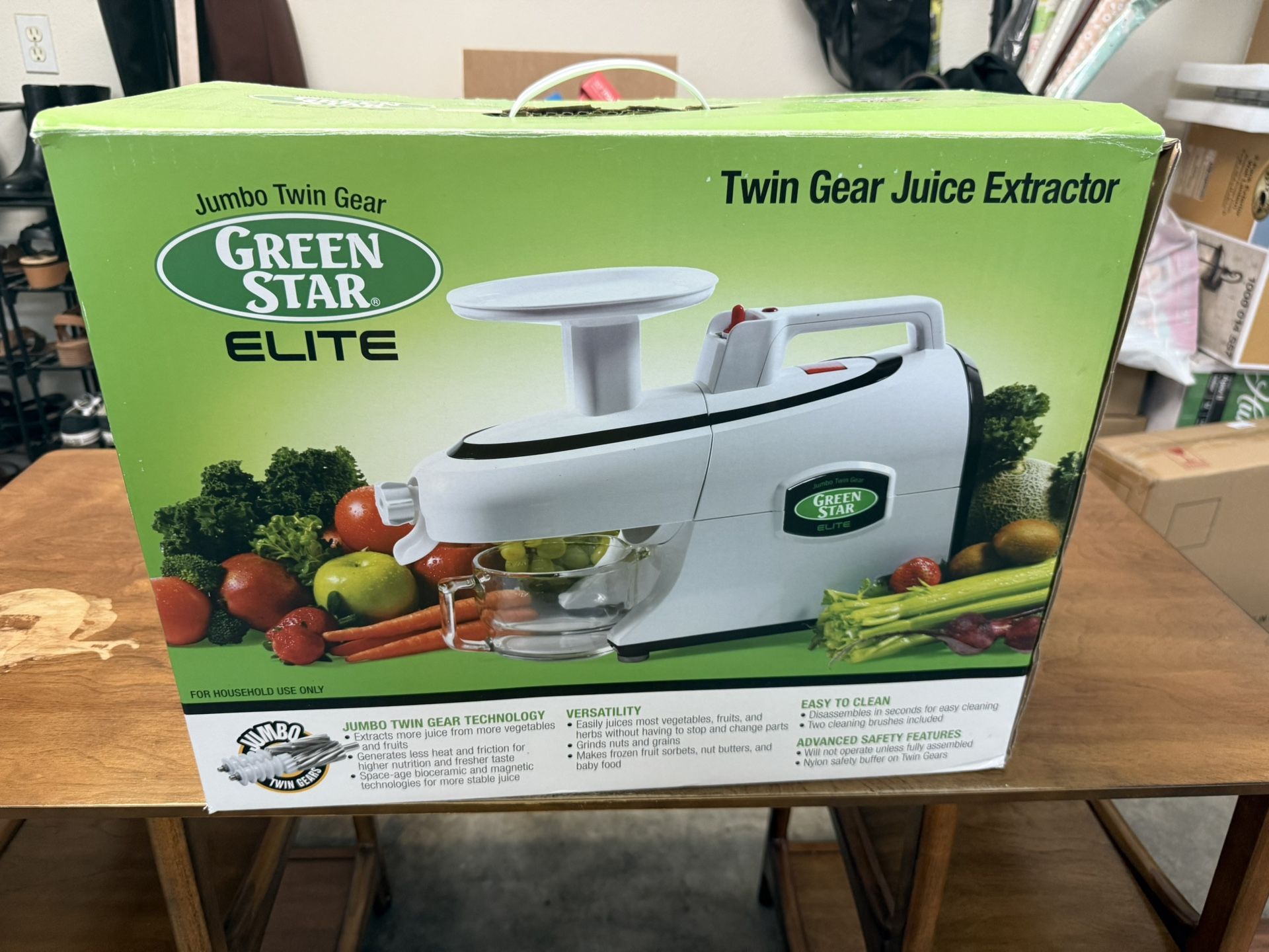 Green Star Elite Jumbo Twin Gear Juice Extractor