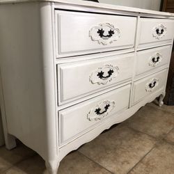 Dresser  Good  Condition 