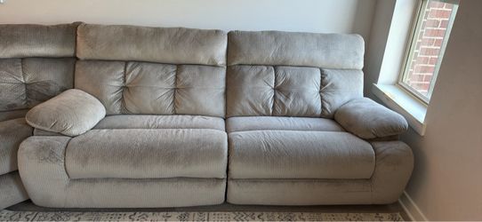 Reclining sectional couch