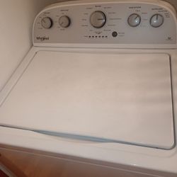Whirlpool Washer And Dryer 