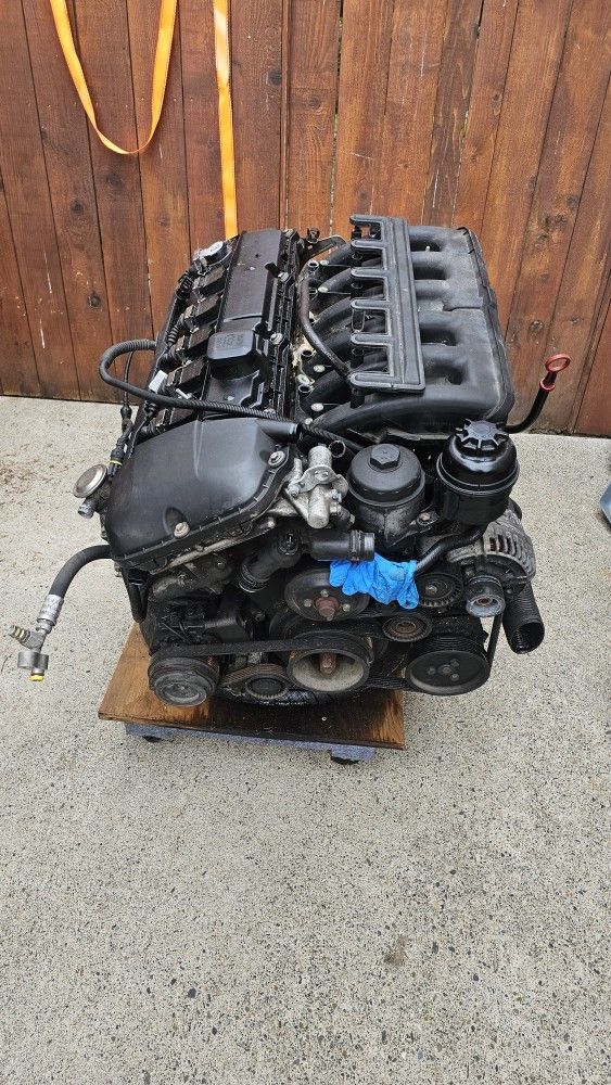 BMW 2.5l Engine