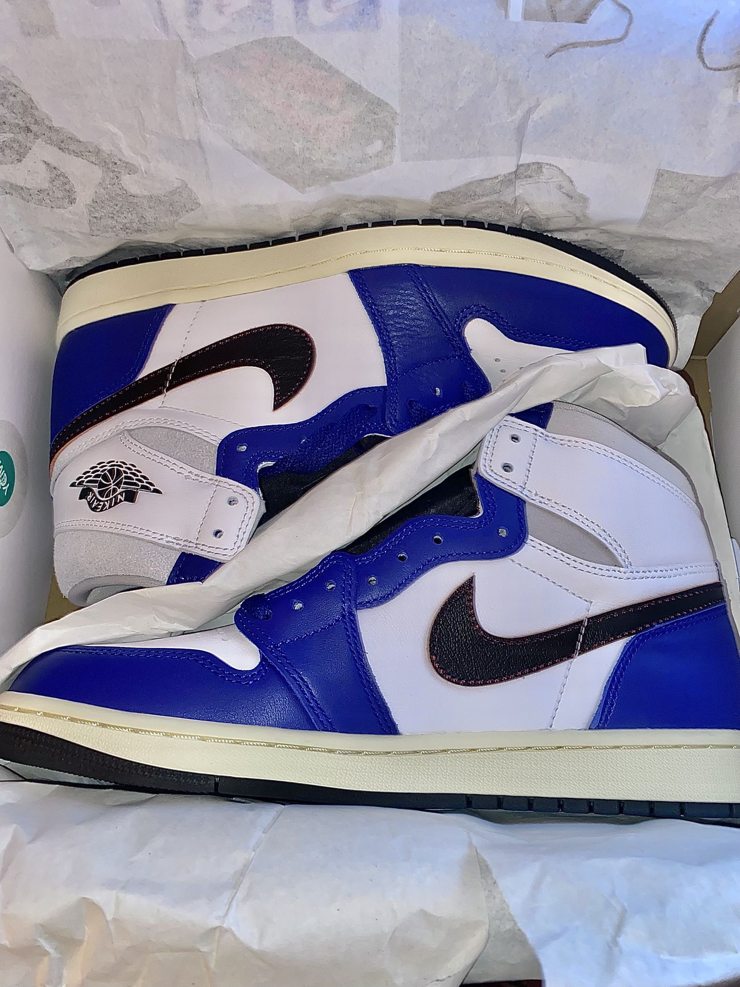 AIR JORDAN 1 RETRO HIGH OG NEVER WORN $100 OR BEST OFFER