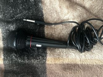 Microphone