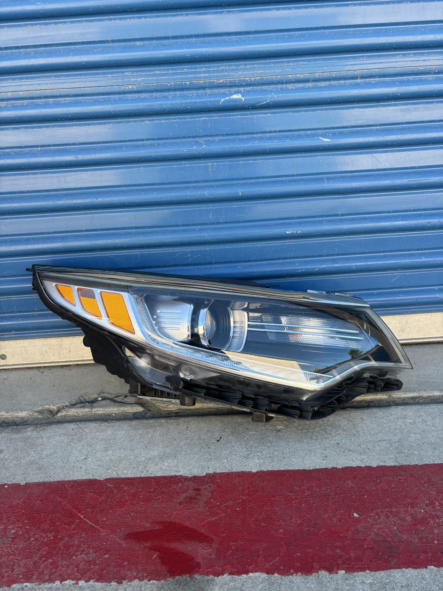 2016,2017,2018 Kia Óptima Headlight Xenon /Foco Delantero Xenón Rh Passenger Oem,Original Ask