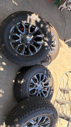 Tires and Wheels (Ford Ranger - 5th Gen)