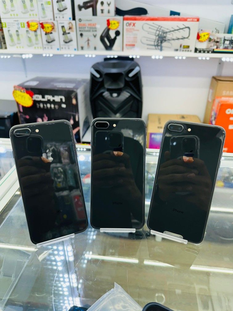 iPhone 8 Plus 64gb Unlocked