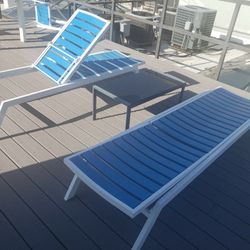 Pool Chairs From A To Z IN YOUR GRASP.  CHEAP AND UNDER 400 .  $405 