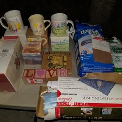 Huge LOT of HOME Goods NEW