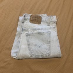 LEVI’S 550