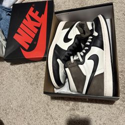 Jordan 1 Mocha Highs 