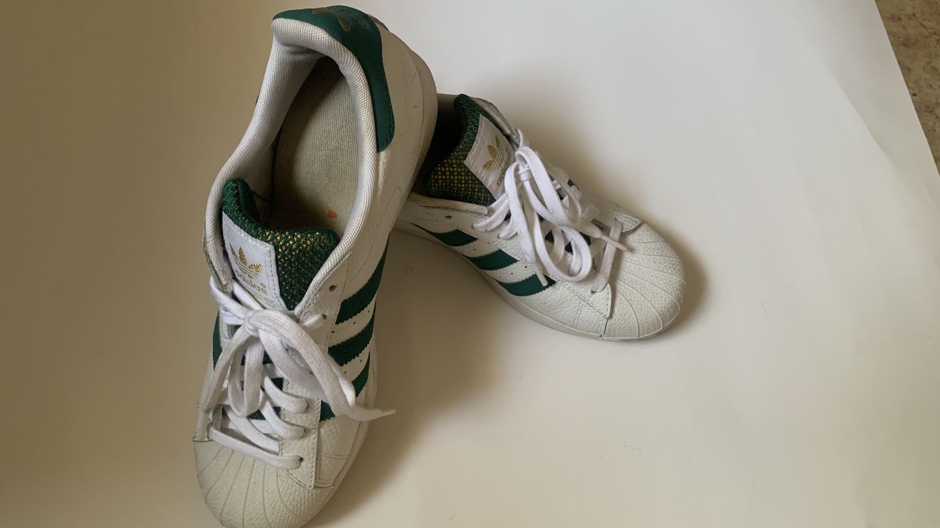 Adidas Superstar (Shelltoe) Mens Size 8.5 US Pre Owned