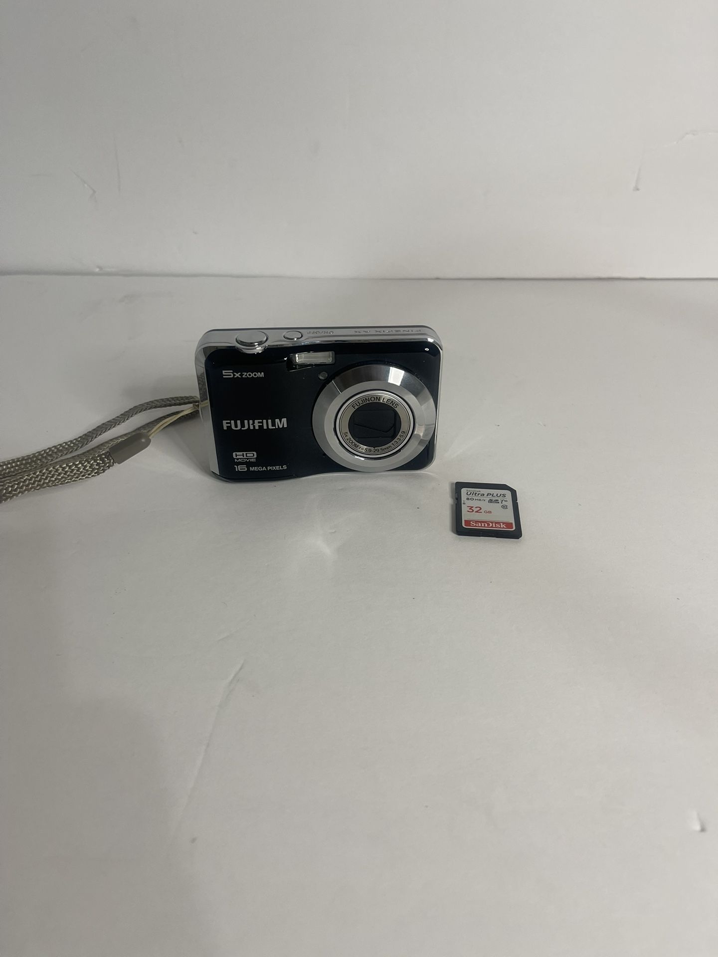 FUJIFILM FinePix AX560 Digital Camera 16 MP 5x Zoom HD Movie Black 32GB Working