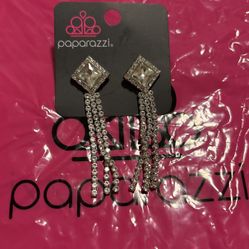 Paparazzi Rhinestone Earrings Silver 
