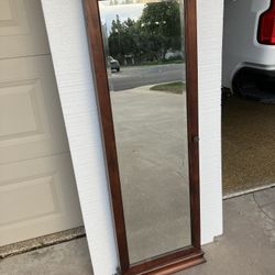 Jewelry Mirror Cabnet