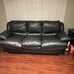 Couches/pull Out Bed- Free