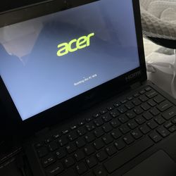 Acer Laptop , Touchscreen , Can Be Folded Into A Tablet 