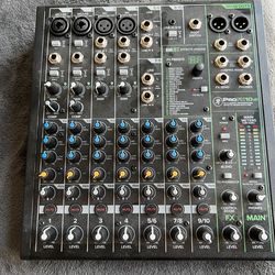 Mackie profx10v3 mixer, broken