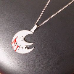 moissanite chain and pendant