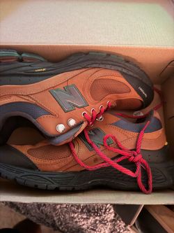 New Balance 2002R Trail Sneakers