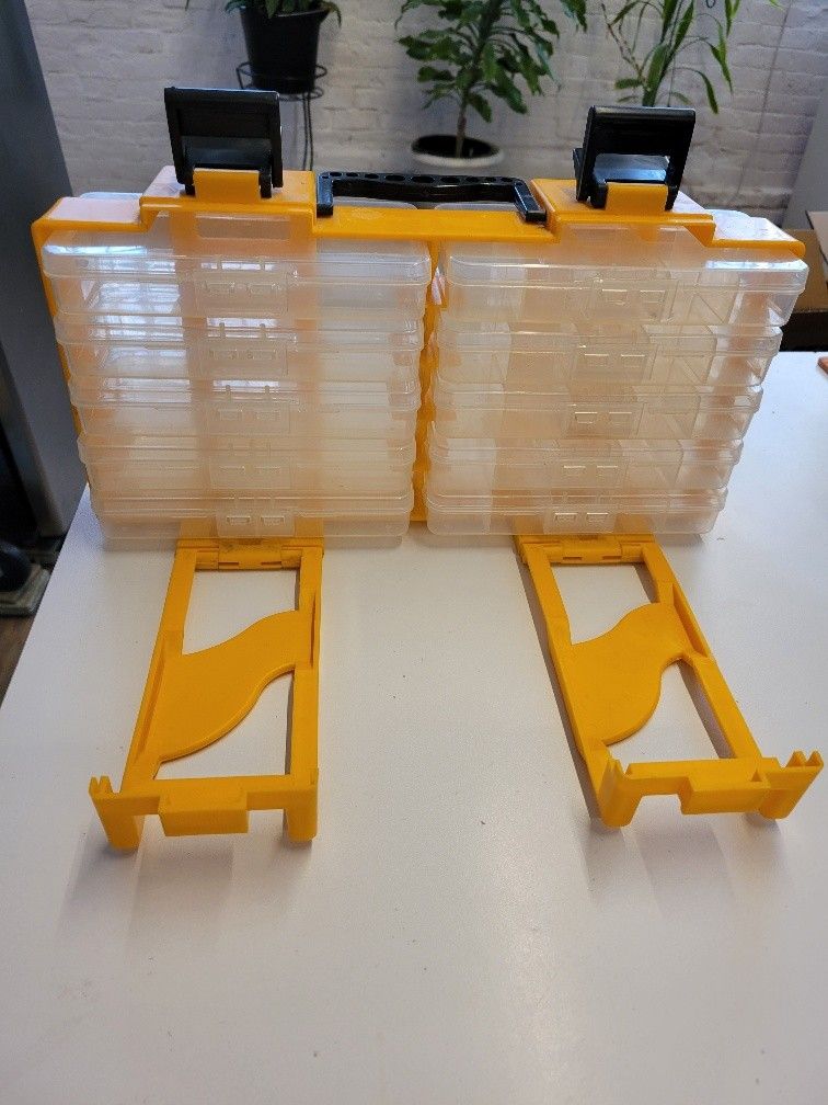 SMALL PARTS STORAGE CARRYING CASE ORGANIZER W/HANDLE FOR LEGO, SCREW, BEADS, ETC $15
