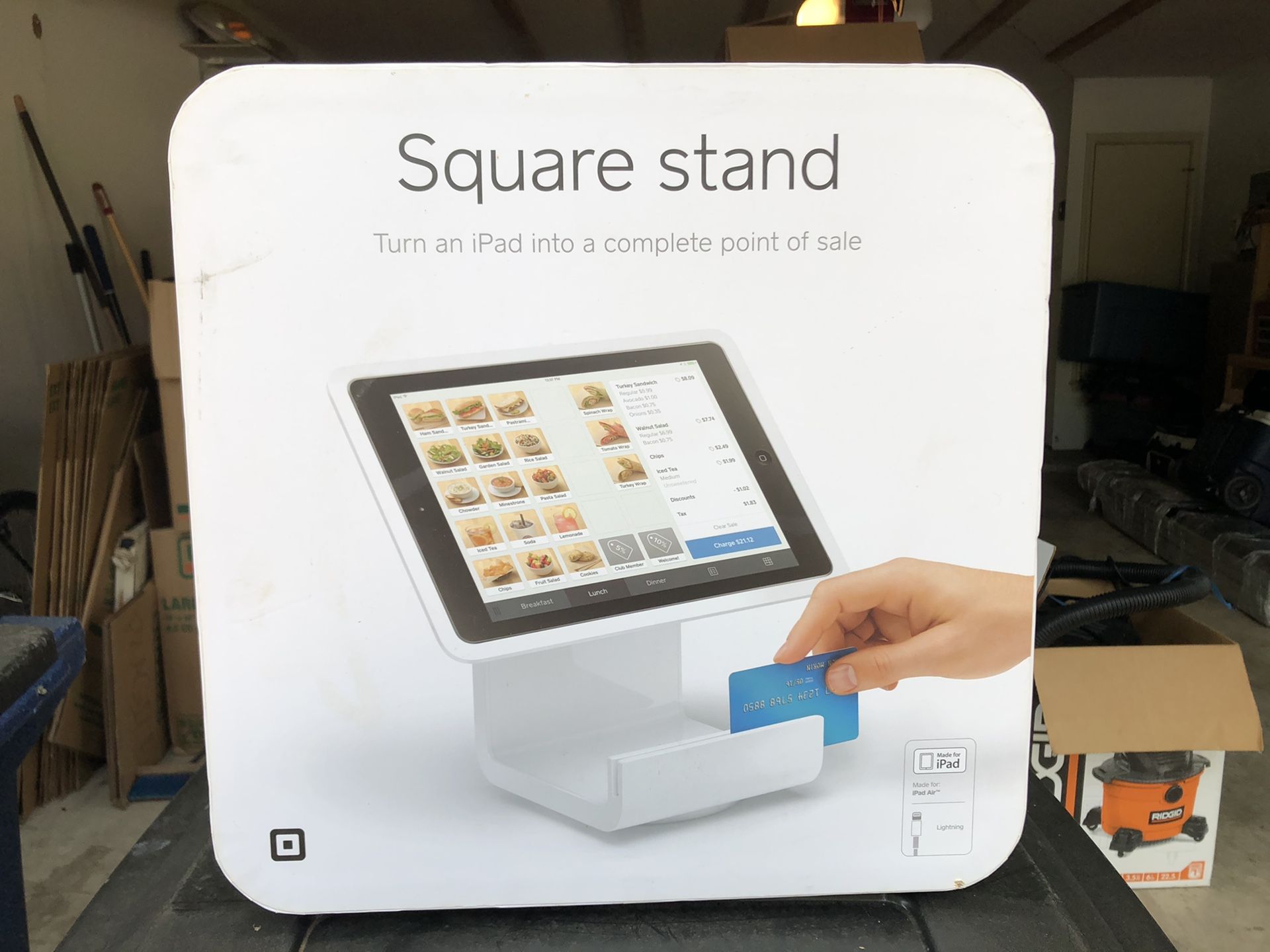 Square Stand iPad