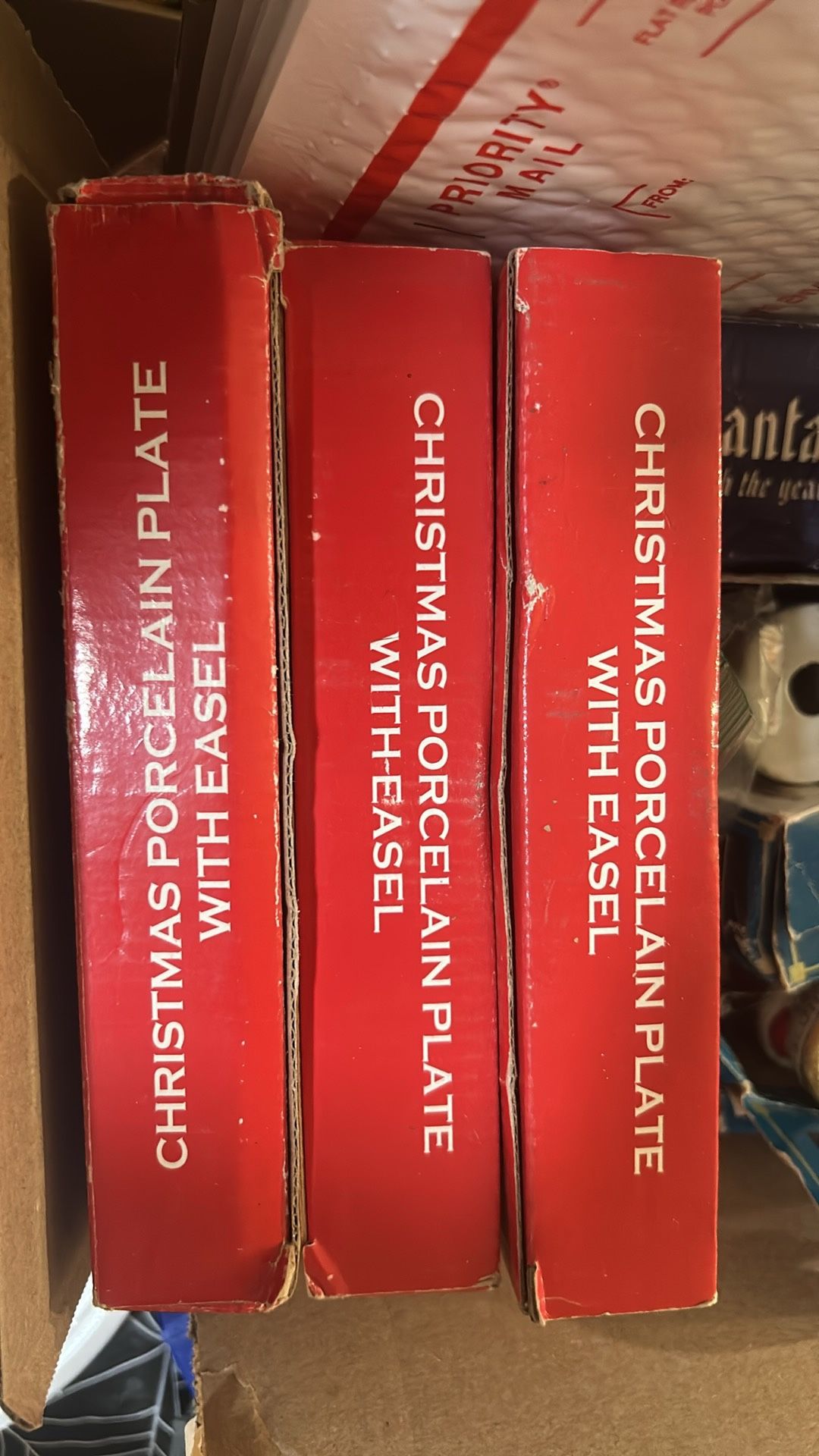 Vintage Christmas Plates With Easel