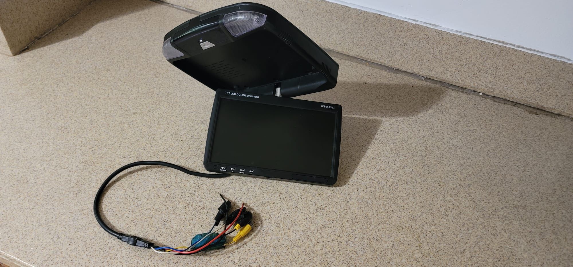 360 LCD Color Monitor