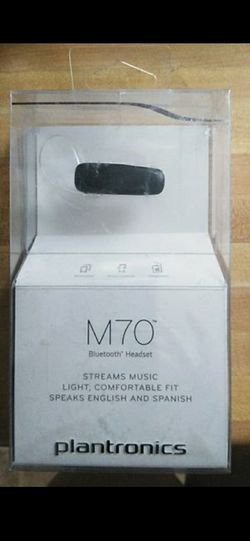 Bluetooth headsets one brand new!