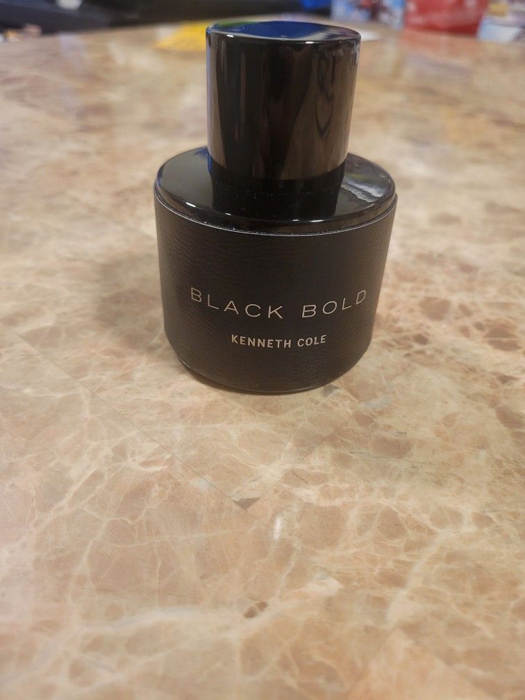 kenneth cole black bold