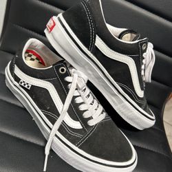 Vans Old Skool shoes (Size US Men 7)