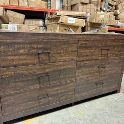 Brown 6 -Drawer Standard dresser $150