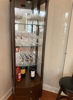 Glass cabinet