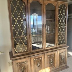 China Cabinet-Free