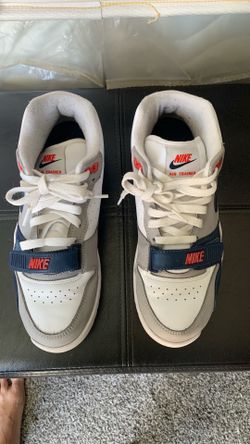 Nike sneakers (men’s size 8) $10