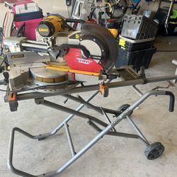 Saw With Stand 