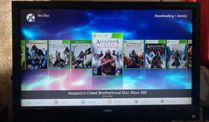 XBOX 360 with 2000 XBOX GAMES INCLUDED