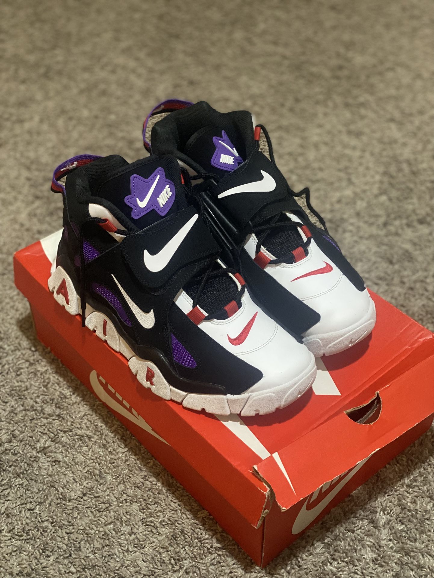 Nike Air barrage mid raptors 9.5