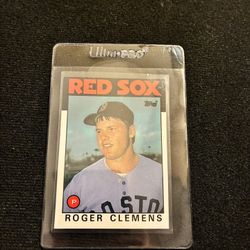 1986 Topps Roger Clemens #661 Baseball Card - Red Sox Legend