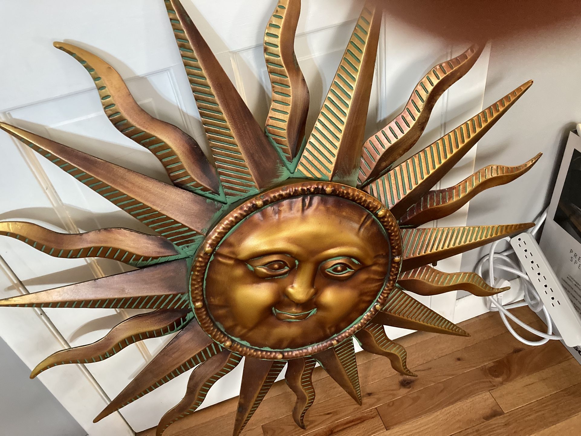 40”x40” Sun Wall Hanging Has Only Been Displayed Inside.