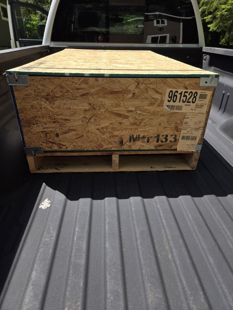 Square D 800A 3 Phase 120/208V Service