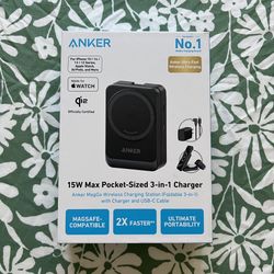 Anker MagGo Wireless Charging Station (Foldable 3 in 1) Designed for Apple Products
