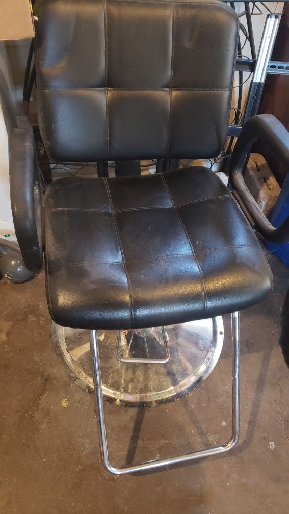 Hair Dresser Chair