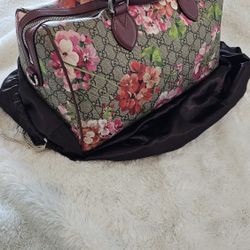 Gucci Bloom Purse 