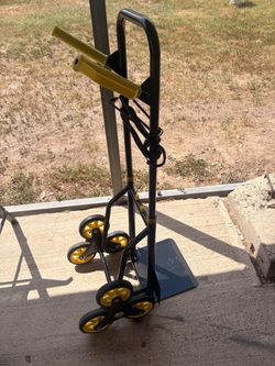 Stair climbing dolly