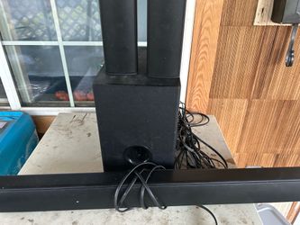 Sound bar bundle