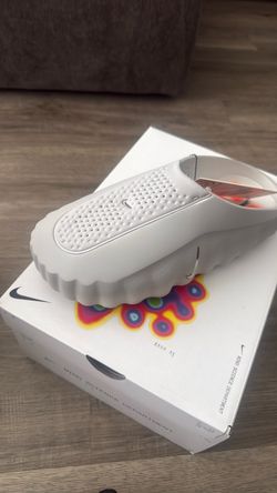 Nike Mind001